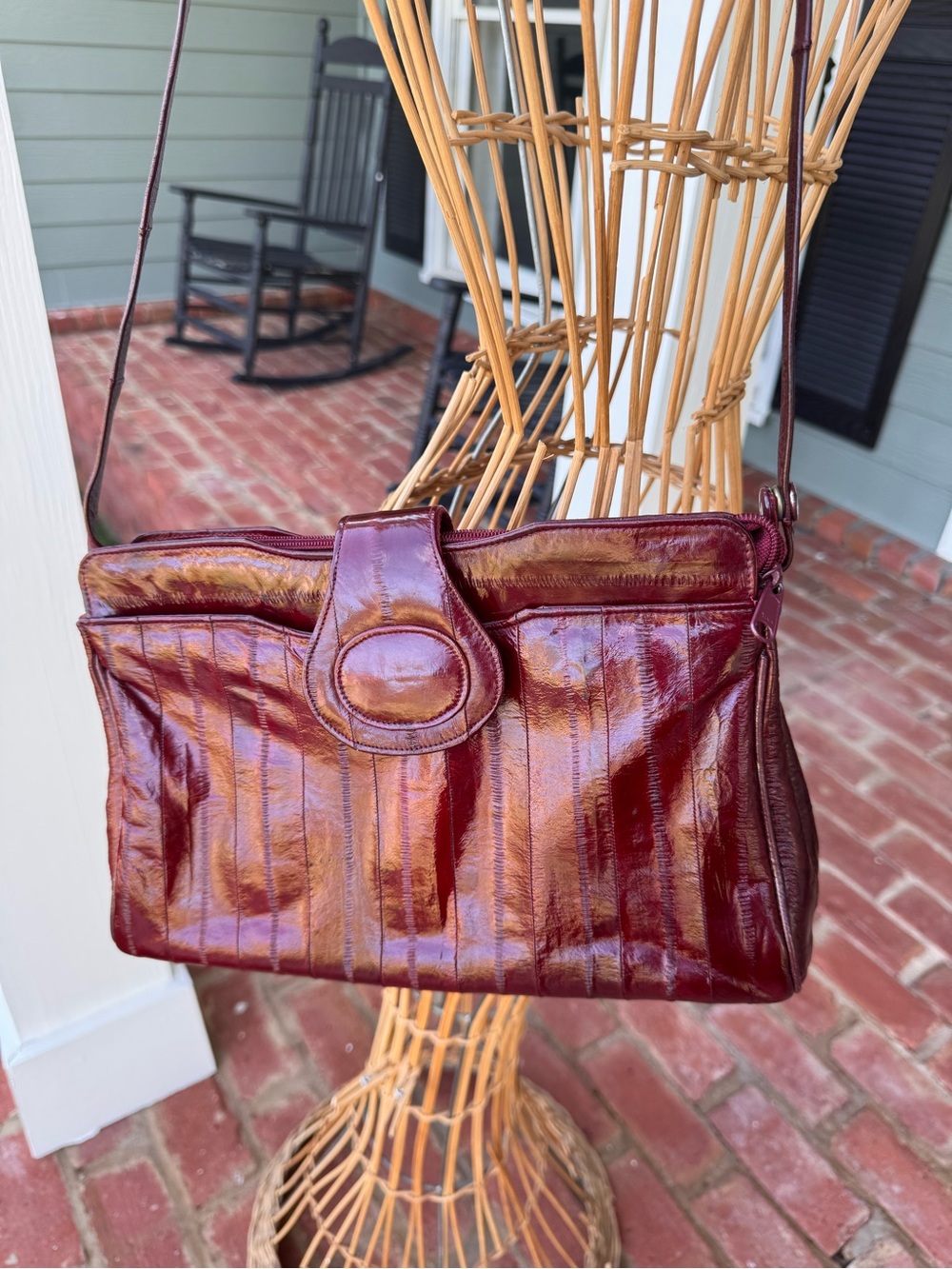 Vintage 80s Genuine Eel Skin Burgundy Leather Shoulder Bag Korea